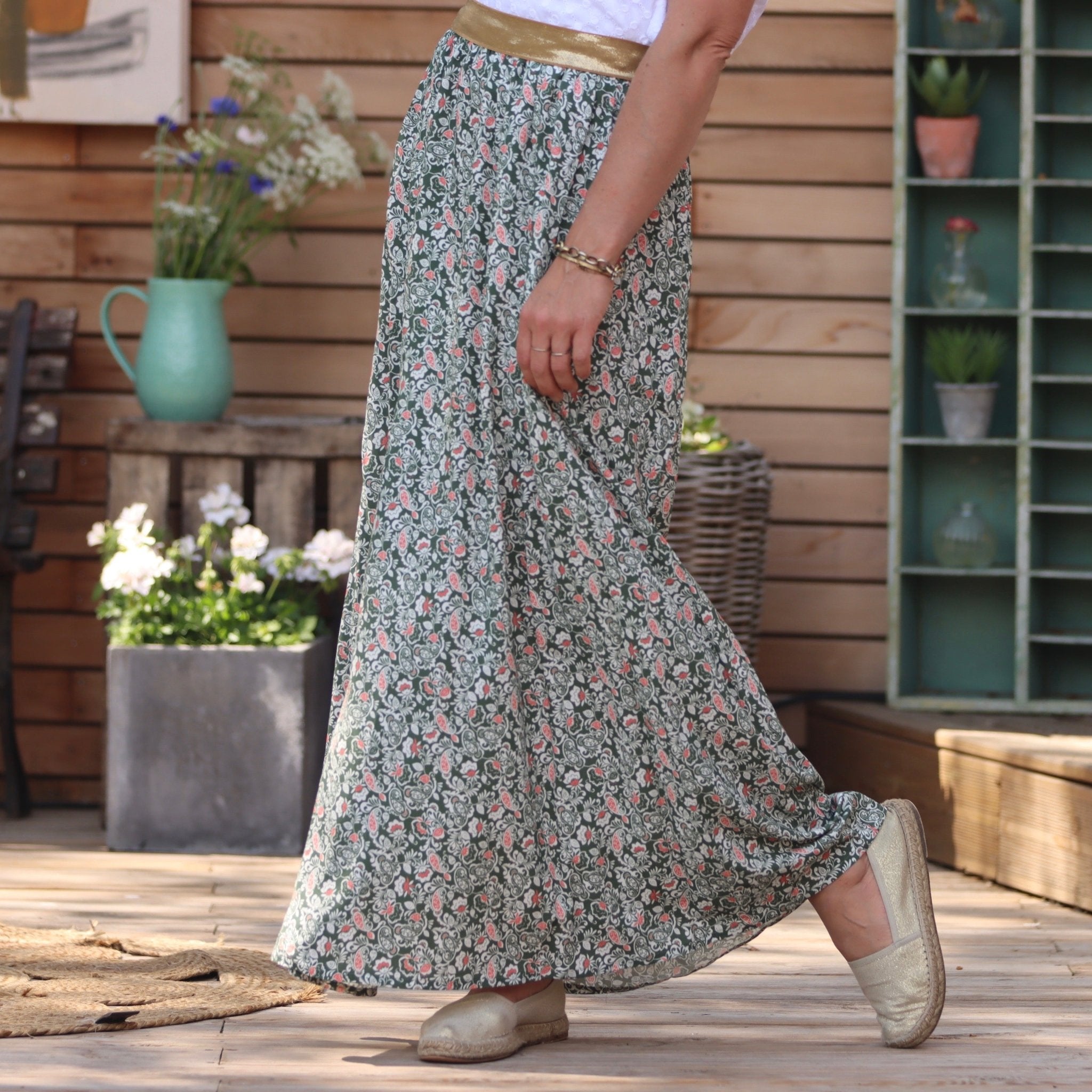 A-line skirt in blended viscose - dark grey | s.Oliver A-line skirt in blended viscose - dark grey | s.Oliver