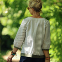Blouse Constance — Coton seersucker rayé kaki & bandes lin kaki