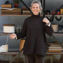 Pull col roulé Aveline — maille douce chocolat