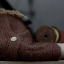 Gilet col V Hermine — mohair châtaigne