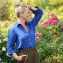 Blouse Lueur — Double gaze de coton bleu majorelle