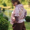 Flavie – Surchemise à capuche – Double gaze jacquard fleuri