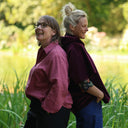 Blouse Lueur — Double gaze de coton brodée framboise