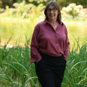 Blouse Lueur — Double gaze de coton brodée framboise
