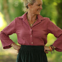 Blouse Lueur — Double gaze de coton brodée framboise
