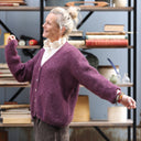 Gilet col V Hermine — mohair prune