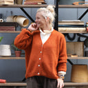 Gilet col V Hermine — mohair écureuil