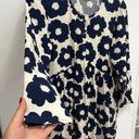 Prototype - robe motif fleurs bleu marine et blanc A68