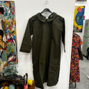 Prototype - robe col chemise vert kaki dos boutonné A86