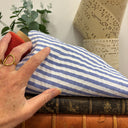 Coupon - coton seersucker rayé bleu 150 cm de laize - E63