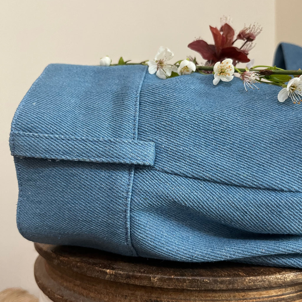 Bermuda Tomi - jean de coton bleu clair