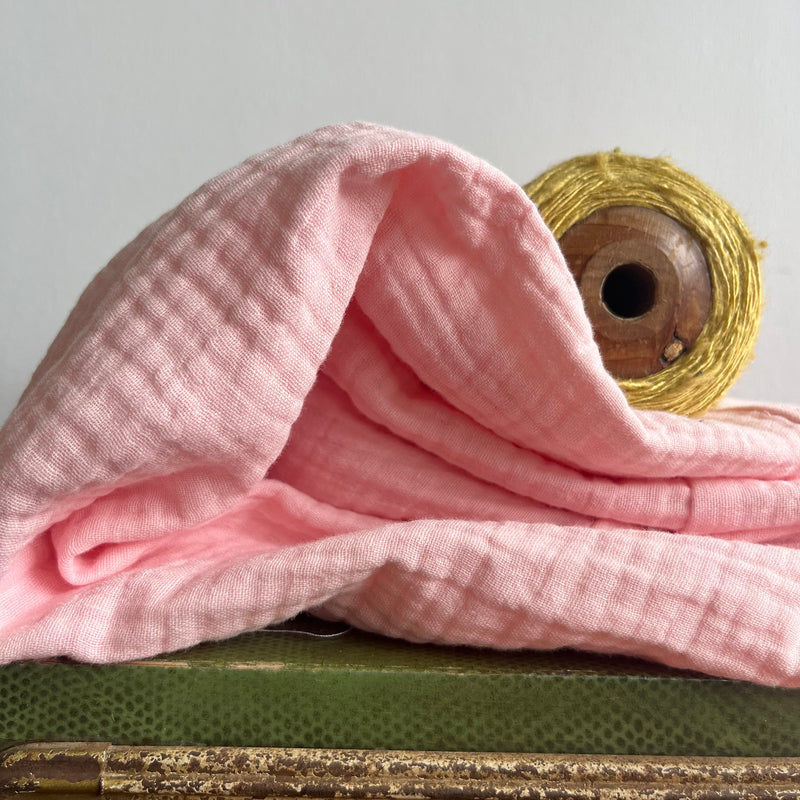 Robe Milie - triple gaze de coton rose poudré