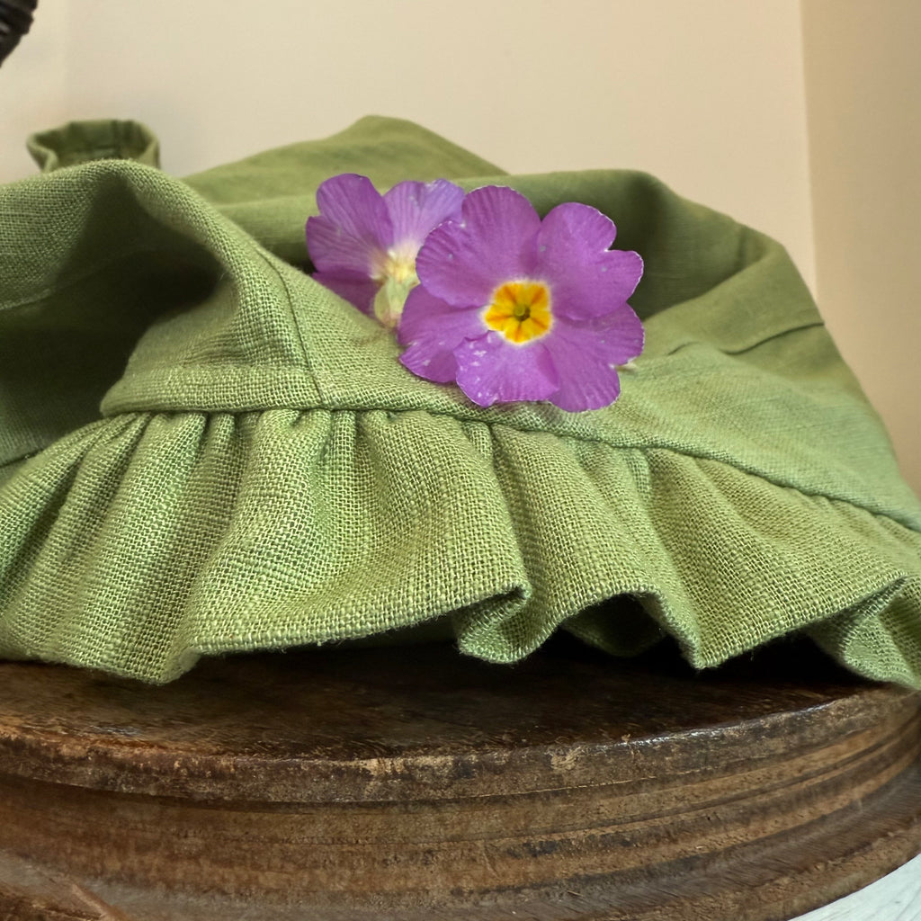 Robe Léontine en lin vert pomme