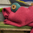 Gilet long Daphné — maille douce cerise