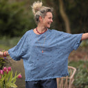 Blouse Annette Broderie fleurie ajourée bleu myosotis | Quintessence