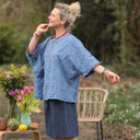 Blouse Annette Broderie fleurie ajourée bleu myosotis | Quintessence