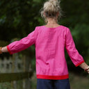 Blouse Constance — Lin rose fuchsia & bandes coquelicot - Quintessence