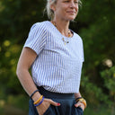 Blouse Emeline seersucker de coton rayé océan Made in France | Quintessence