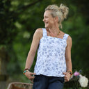 Blouse Florence – Broderie de coton encre florale - Quintessence