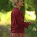 Blouse Lueur — Double gaze de coton grenat - Quintessence