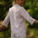 Blouse Madeleine – Seersucker rayé rose & pâquerettes - Quintessence