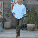 Blouse Myriem - seersucker rayé turquoise/blanc - Quintessence