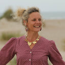 Boucles d’oreilles Camélia – Émaillées Grenat - Quintessence