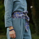 Ceinture Anita – fleuri bleu indigo - Quintessence