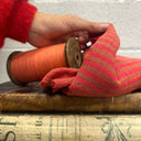 Coupon - double gaze de coton rayé corail écureuil 70x130 (E57) - Quintessence