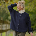 Gilet col rond Armance — mohair bleu marine - Quintessence