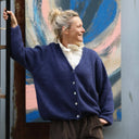 Gilet col V Hermine — mohair bleu lumineux - Quintessence