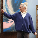 Gilet col V Hermine — mohair bleu lumineux - Quintessence