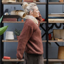 Gilet col V Hermine — mohair châtaigne - Quintessence