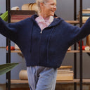 Gilet zippé à capuche Tulia — mohair marine - Quintessence