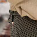 Jupe portefeuille Marie midi - Flanelle tartan ivoire, noir et camel - Quintessence