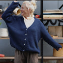 Gilet col V Hermine — mohair bleu marine