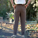 Pantalon Eliot - Sergé de coton chocolat - Quintessence