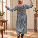 Robe Perrine Esquisse azur – vue 4 dans un appartement parisien