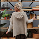 Poncho Erel — maille douce beige - Quintessence