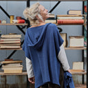 Poncho Erel — maille douce bleu indigo - Quintessence