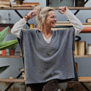 Poncho Erel — maille douce gris chiné - Quintessence