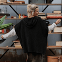 Poncho Erel — maille douce noir - Quintessence