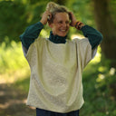 Poncho Pétronille — Jacquard ivoire & doré - Quintessence