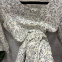 Prototype n°012, détail du tissu imprimé oiseaux et feuillages bleu grisé sur fond écru