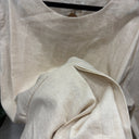 Prototype n°033, détail du tissu écru à trame légèrement irrégulière et de la finition de manche, robe taille XXL
