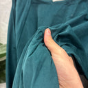 Prototype n°041, détail du velours côtelé bleu canard et de la finition de la manche