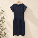 Prototype – Robe longue à bas croisé – Bleu marine – S – N°073 — fond écru, cintre en bois et branches d’olivier