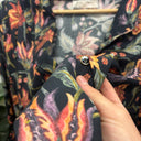 Prototype – Chemise à col châle – Satin de coton fleuri – Noir multicolore – XXL – N°023 - Quintessence