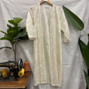 Prototype – Kimono long – Voile brodé – Ivoire et doré – S – N°018 - Quintessence