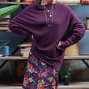 Pull asymétrique Quiterie — maille douce prune - Quintessence